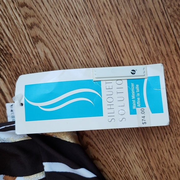 (16) NWT Silhouette Solutions Waist Minimizer One Piece Swimsuit Vacation Summer - Picture 4 of 11